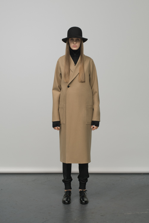 HYKE 2015-16年秋冬コレクション - 都会的な作業着 - ファッションプレス