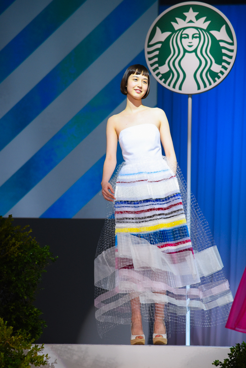 スターバックス(Starbucks Coffee) フルーツ-オン-トップ-ヨーグルト｜写真7