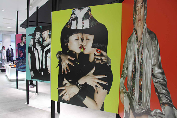 Y-3 福岡でAyaBambiやMIYAVIをモデルに起用した写真展｜写真11