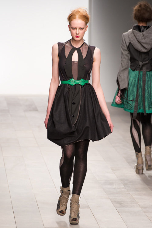 ボラ アクス 2011-12年秋冬<span>コレクション</span> - 写真14