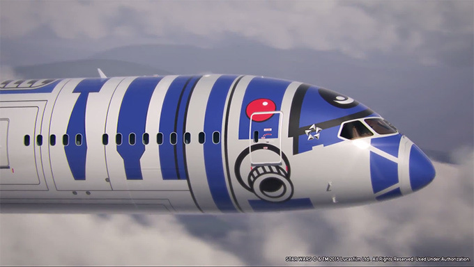 ANAが世界初のSTAR WARS特別塗装機「R2-D2」ジェットを発表｜写真2