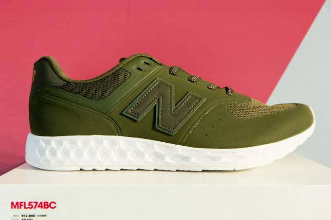 ニューバランス(New Balance) CRT300H WR996｜写真124