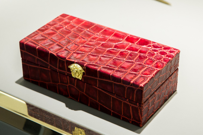 ヴェルサーチ、日本初「VERSACE HOME」を銀座にオープン - 家具、インテリア雑貨など｜写真43