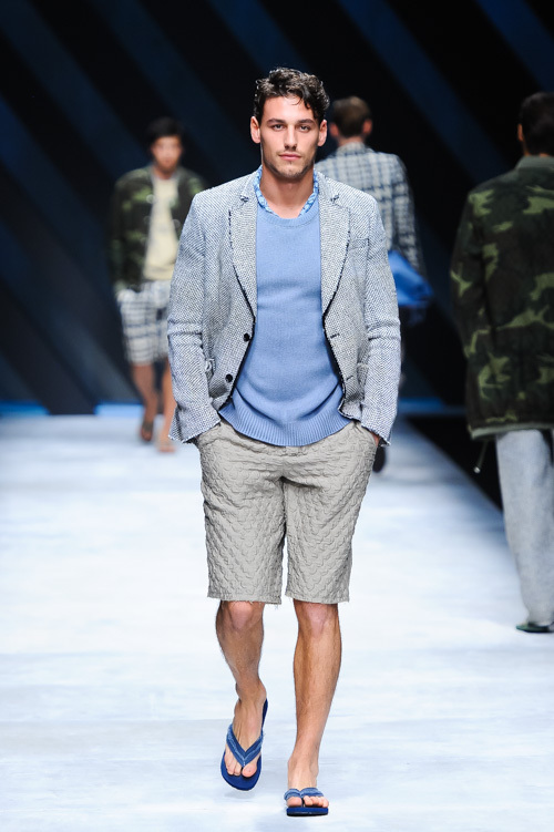 エルマンノ シェルヴィーノ(ERMANNO SCERVINO) 2016年春夏メンズコレクション  - 写真9