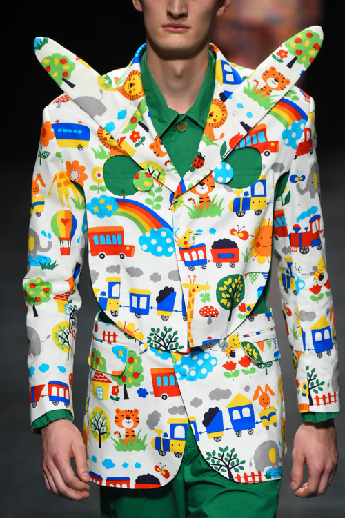 ウォルター ヴァン ベイレンドンク(Walter Van Beirendonck) 2016年春夏メンズコレクション  - 写真40