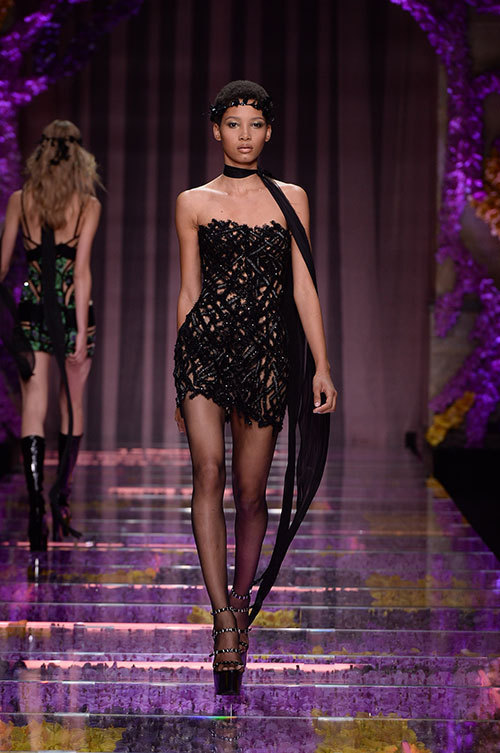 アトリエ ヴェルサーチェ オートクチュール(Atelier Versace Haute Couture) 2015-16年秋冬ウィメンズコレクション  - 写真24