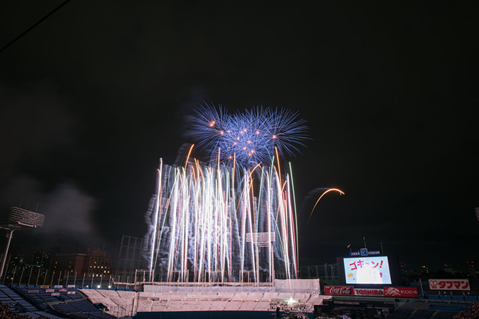 神宮外苑花火大会 - 10,000発の花火が彩る東京、特定会場ではライブなども開催｜写真2