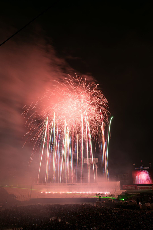 神宮外苑花火大会 - 10,000発の花火が彩る東京、特定会場ではライブなども開催｜写真5