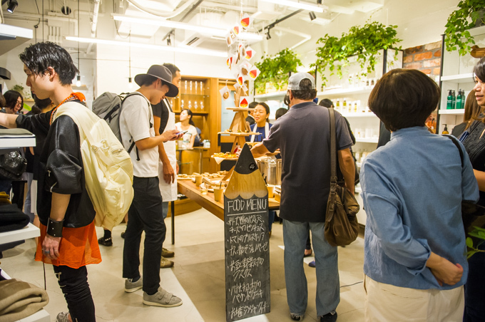 ライフスタイル提案型セレクトショップ「イッツソーイージー」南青山に開店 -オーガニックコスメも充実｜写真22