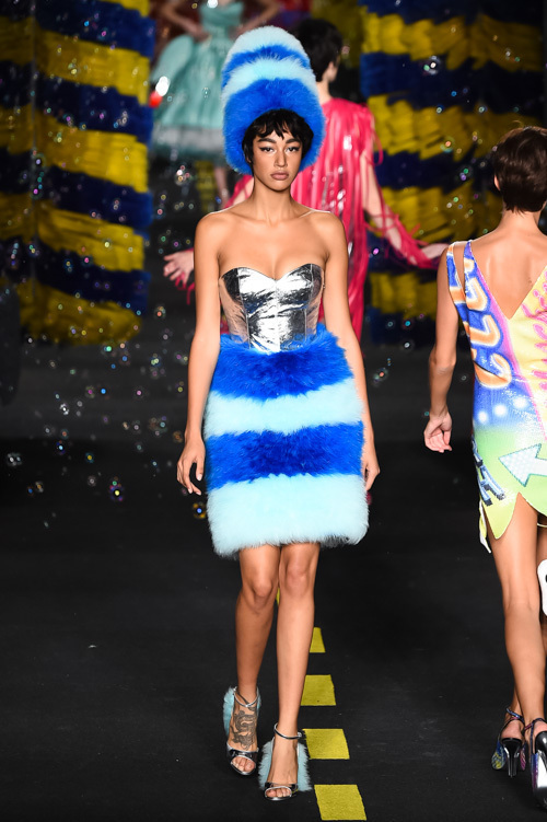 モスキーノ(MOSCHINO) 2016年春夏ウィメンズコレクション  - 写真102