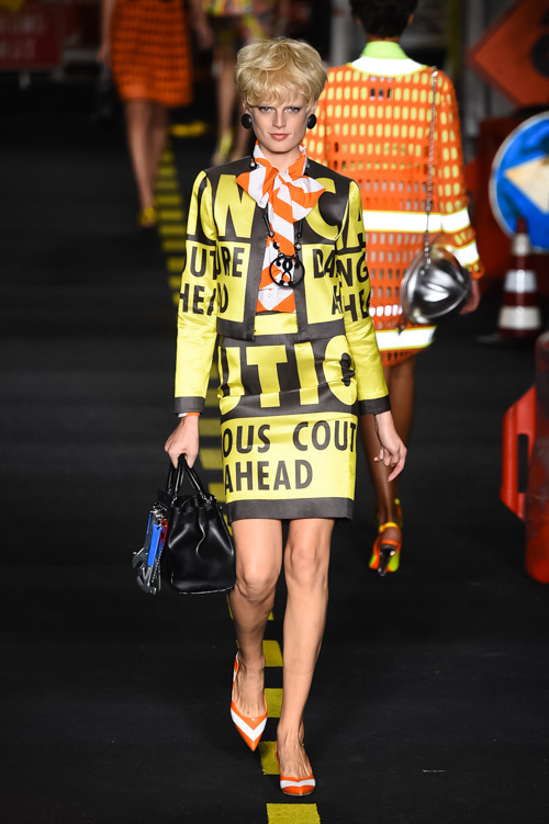 モスキーノ(MOSCHINO) 2016年春夏ウィメンズコレクション  - 写真30