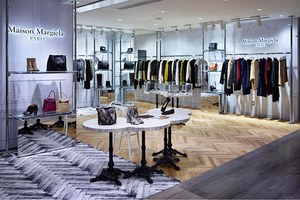 メゾン マルジェラ 銀座三越に新店舗オープン ウィメンズウェアを中心に展開 ファッションプレス