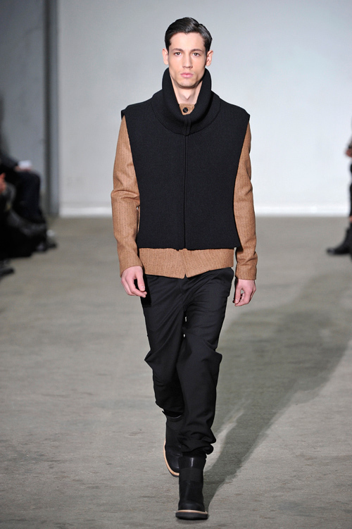 クリスヴァンアッシュ(KRISVANASSCHE) 2011-12年秋冬メンズコレクション  - 写真29