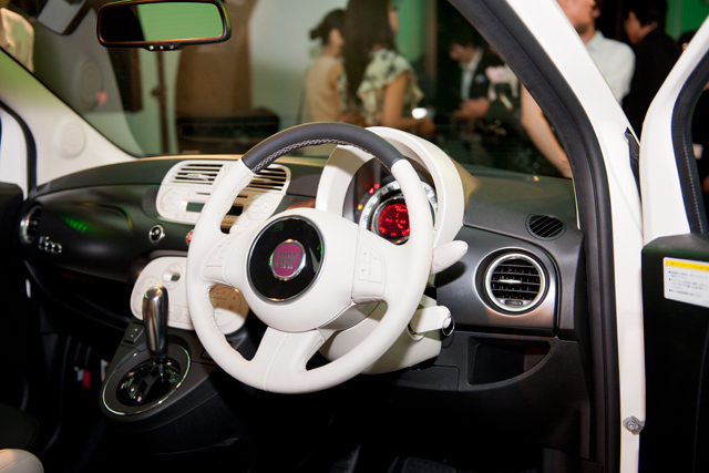 グッチ(GUCCI) FIAT 500 by Gucci｜写真4