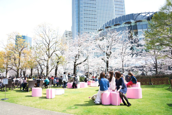 東京ミッドタウンの花見イベント「ミッドタウン・ブロッサム」お酒やスイーツが楽しめる屋外ラウンジも｜写真8