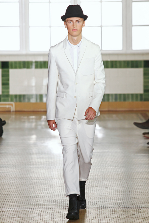 クリスヴァンアッシュ(KRISVANASSCHE) 2012年春夏メンズコレクション  - 写真9