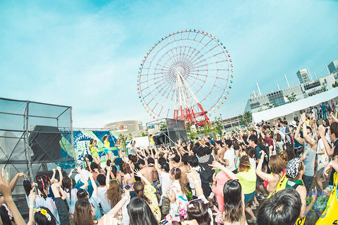 水がテーマの一大イベント「スライド・ザ・シティ フェス」お台場で - 街中に巨大ウォータースライダー｜写真15