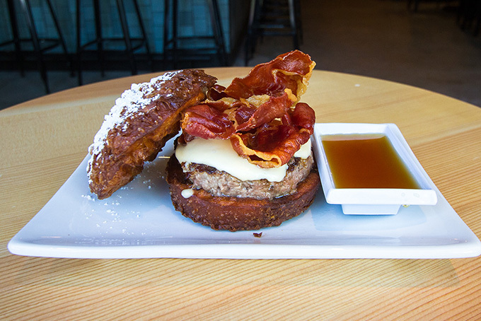 LA発「ウマミバーガー(UMAMI BURGER)」日本上陸、人気ハンバーガーが東京・青山に｜写真27