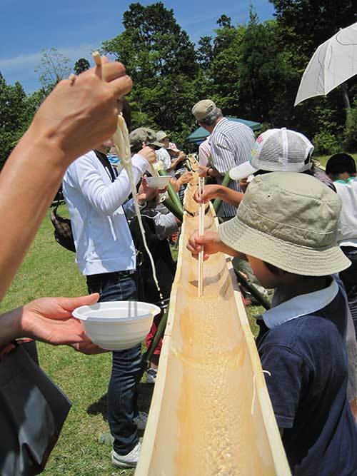 奈良の登録有形文化財「菊水楼」で、全長約30mの流しそうめんイベント開催｜写真2