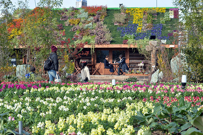 花と緑のテーマパーク「うめきたガーデン」、2万本が咲き誇る"チューリップ祭”開催｜写真5