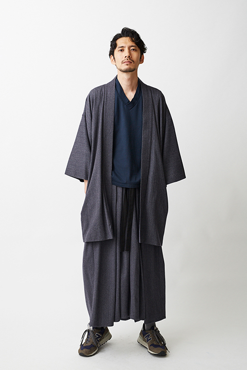 トローヴの浴衣ライン 和robe の冬限定アイテム 保温性ある羽織コートとセットアップのハカマ ファッションプレス
