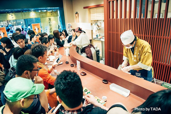 「日本酒利き歩きイベント」日本橋エリアで開催 - 全国各地の約51蔵による日本酒を味わう｜写真2