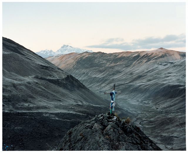 東京・表参道で「石川直樹展 Halluci Mountain －幻の山－」を開催中 | 写真