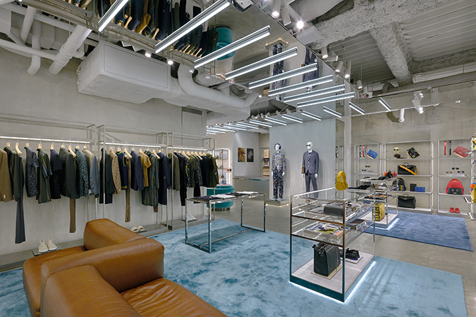 フェンディ(FENDI) フェンディ 表参道店｜写真22