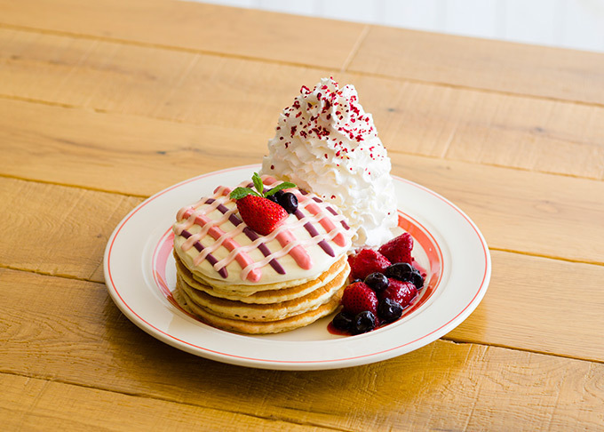 エッグスンシングス横浜 心斎橋店から限定パンケーキ レモン風味やクリームチーズソースなど ファッションプレス