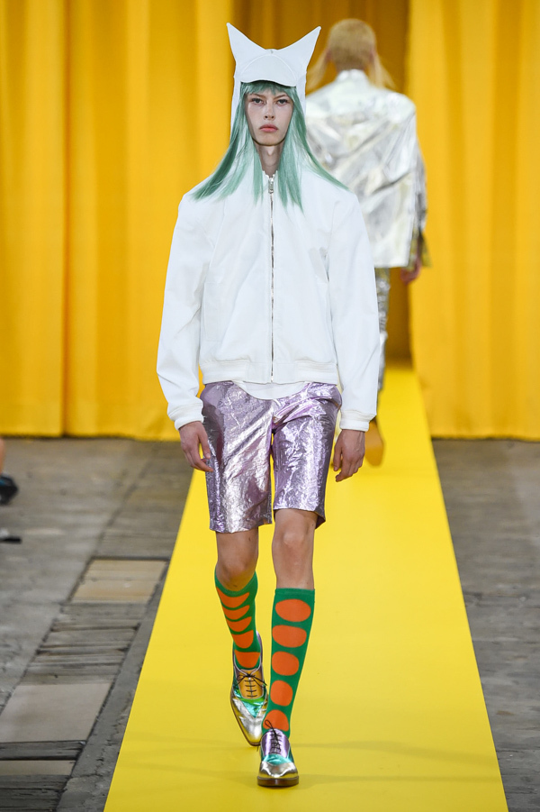 ウォルター ヴァン ベイレンドンク(Walter Van Beirendonck) 2018年春夏メンズコレクション  - 写真56