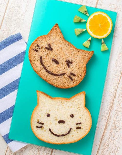 “ねこ型の食パン”の新作「いろねこ食パン(ちゃいろ)」ローストした香ばしい胚芽入り | 写真