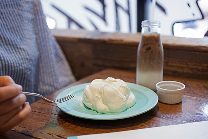 「生クリーム専門店 ミルク(MILK)」新宿＆原宿にオープン、生クリームが主役の真っ白スイーツ｜写真9