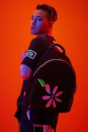 BIGBANGのSOL、フェンディ主催イベントで18年春夏メンズコレクションを