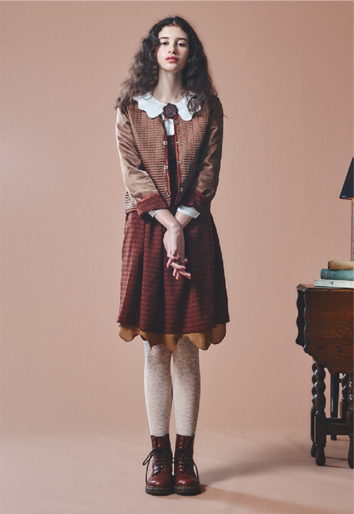 Q-pot. Dressの秋冬コレクション、学校をイメージしたチョコデザインの ...