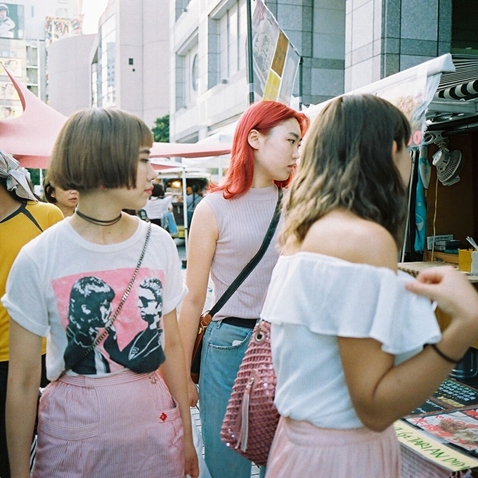 「RAW TOKYO NIGHT MARKET」表参道・COMMUNE 2ndで、古着とビールと音楽｜写真26