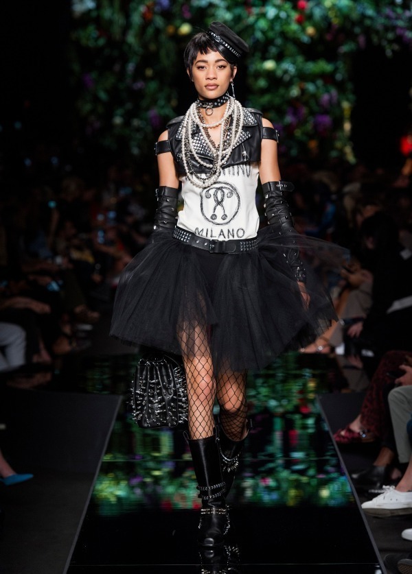 モスキーノ(MOSCHINO) 2018年春夏ウィメンズコレクション  - 写真25