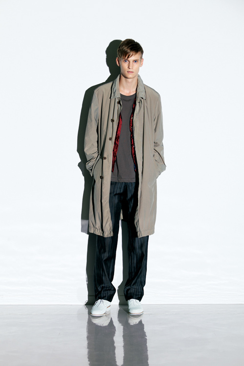 イッセイ ミヤケ メン(ISSEY MIYAKE MEN) から2012年春夏のコレクションブックが登場｜写真3