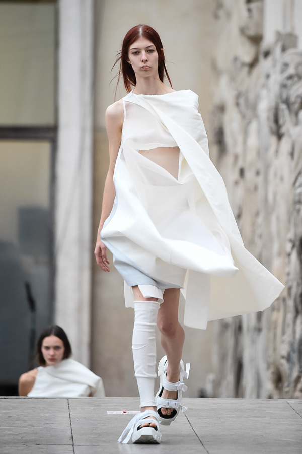 リック・オウエンス(Rick Owens) 2018年春夏ウィメンズコレクション  - 写真4