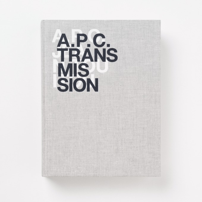 A.P.C.、創立前から現代までのブランド歴史を綴った書籍＆限定プリントTシャツ発売｜写真3