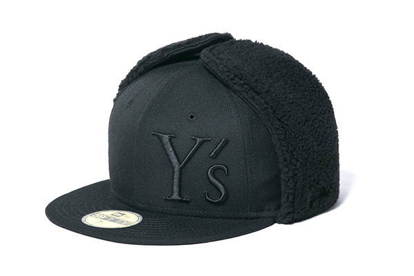 Y's×ニューエラ、漆黒の新作4型 - “ロゴを隠す”ニット帽や刺繍ロゴを配