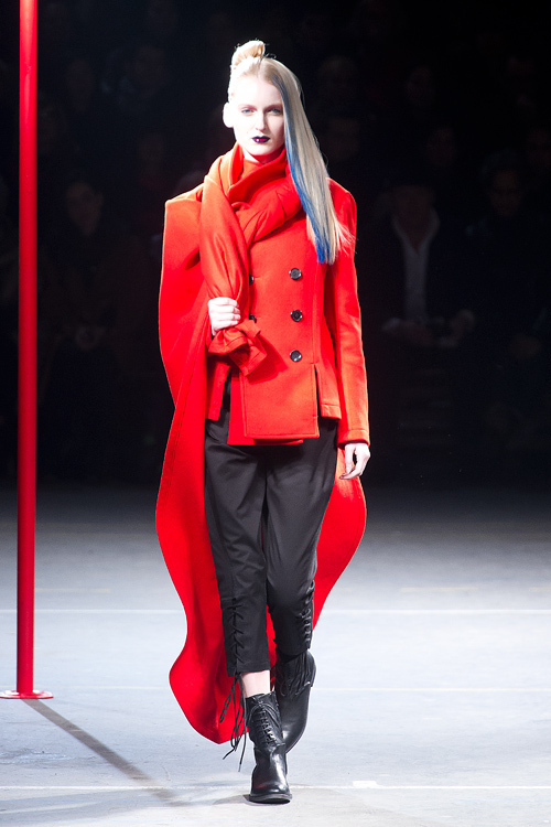 ヨウジヤマモト(Yohji Yamamoto) 2012-13年秋冬 ウィメンズコレクション  - 写真38