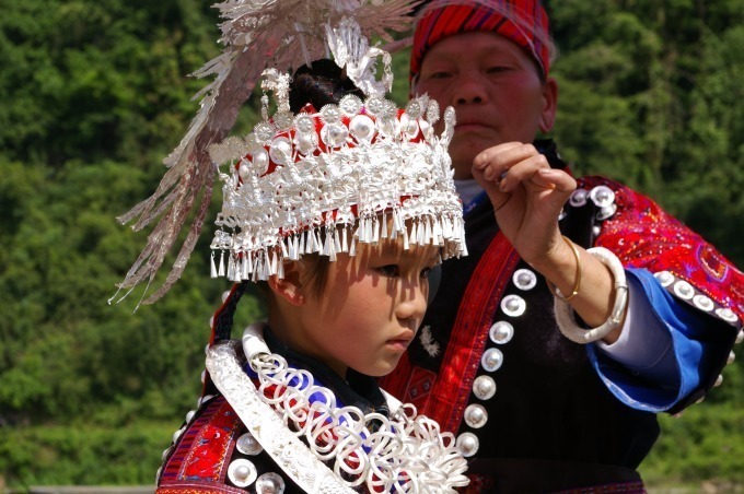 展覧会「ミャオ族の刺繍と暮らし展」中国の山岳に住む人々の美しい民族