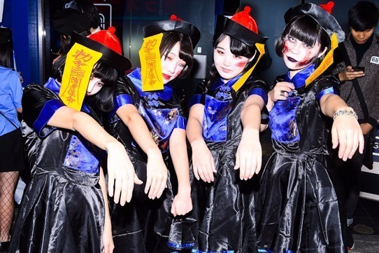 ハロウィン仮装スナップ 渋谷に溢れるピカチュウ りゅうちぇる ハーレイ クイン ファッションプレス