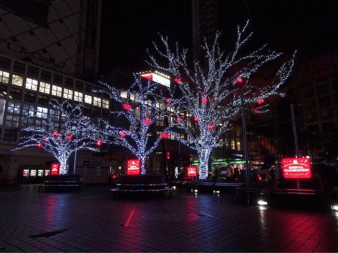 ハローキティとのコラボイルミネーションが渋谷で、