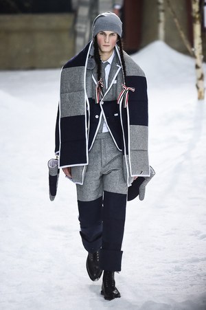 トム ブラウン 18 19年秋冬コレクション 雪降る街 紳士を夢見る子 ファッションプレス