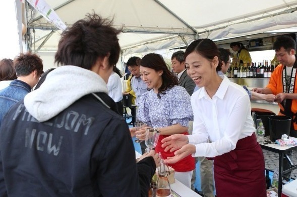 全国のワインを味わえる 日本ワインmatsuri祭 東京 日比谷公園に56のワイナリー集結 ファッションプレス