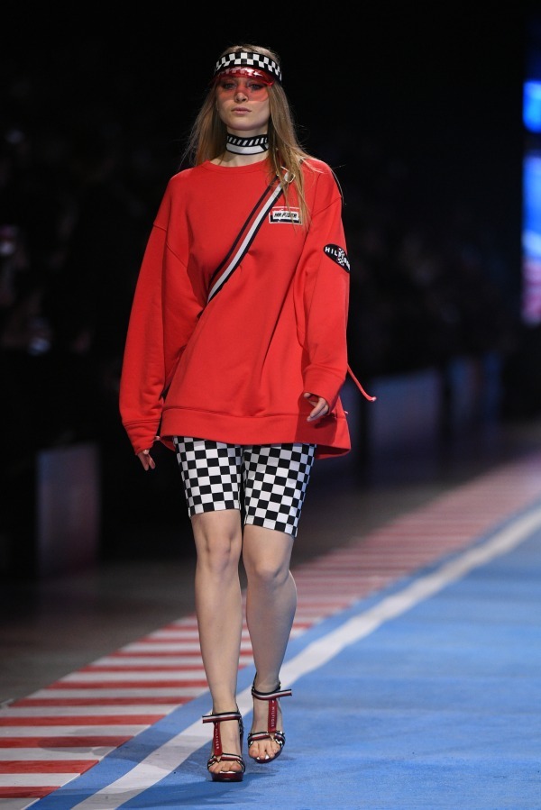 トミー ヒルフィガー(TOMMY HILFIGER) 2018年春夏ウィメンズコレクション  - 写真18