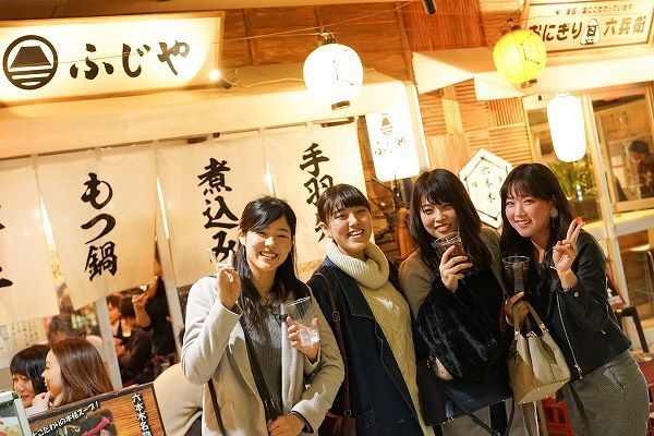 最大3日間飲み放題が続く「はしご酒」六本木横丁で、約20店舗を自由に飲み歩き｜写真3