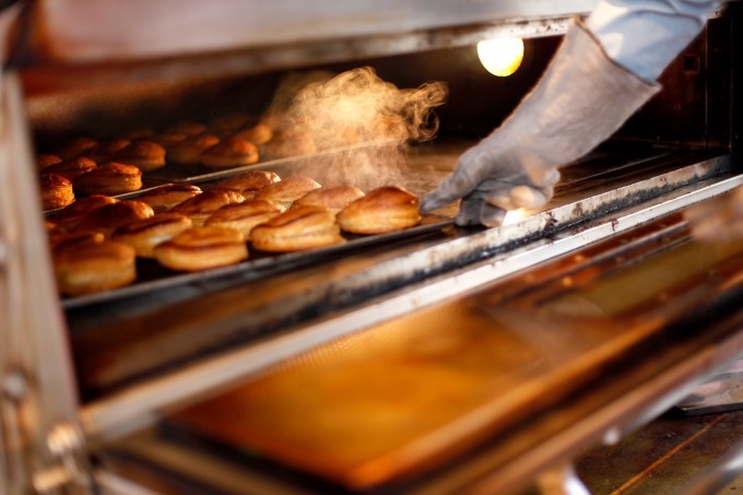 焼きたてカスタードアップルパイ専門店「リンゴ」東京ミッドタウン日比谷内にオープン｜写真6