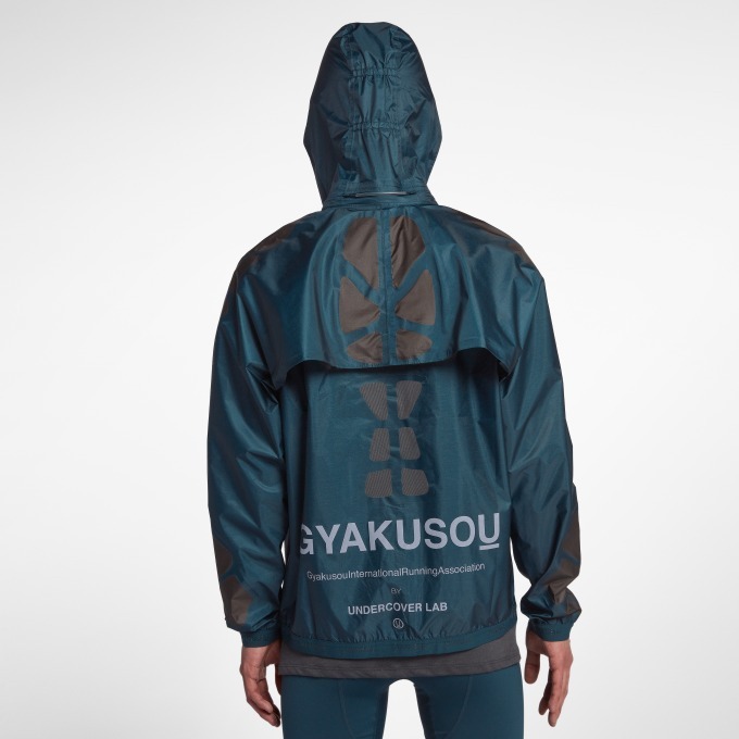ナイキ×アンダーカバー高橋盾「GYAKUSOU」新作ランニングジャケット 